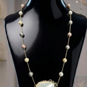 Mikami Candy Pearl Necklace